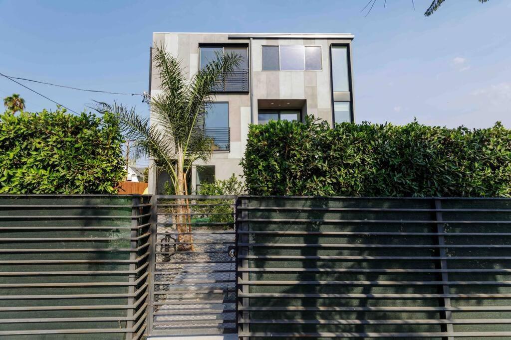 Stunning Hollywood Townhouse With Sunny Views Vila Los Angeles Exterior foto