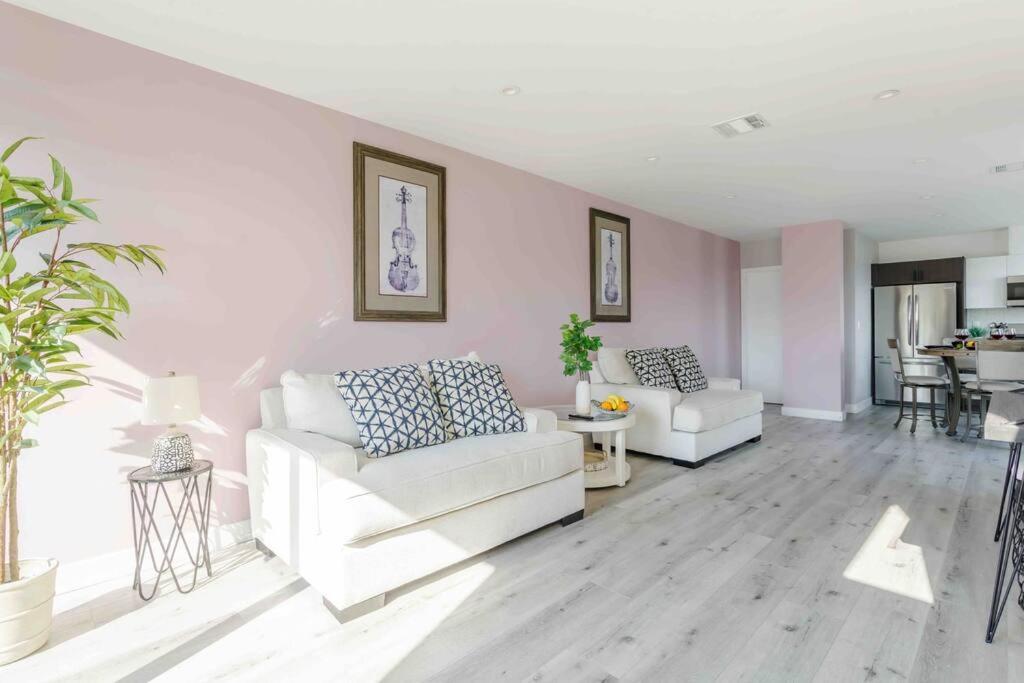 Stunning Hollywood Townhouse With Sunny Views Vila Los Angeles Exterior foto